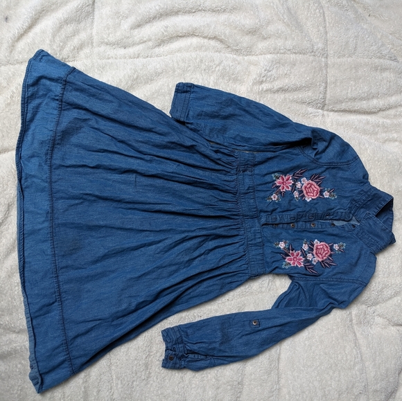 Jean dress 🌺🌺 - Picture 6 of 6